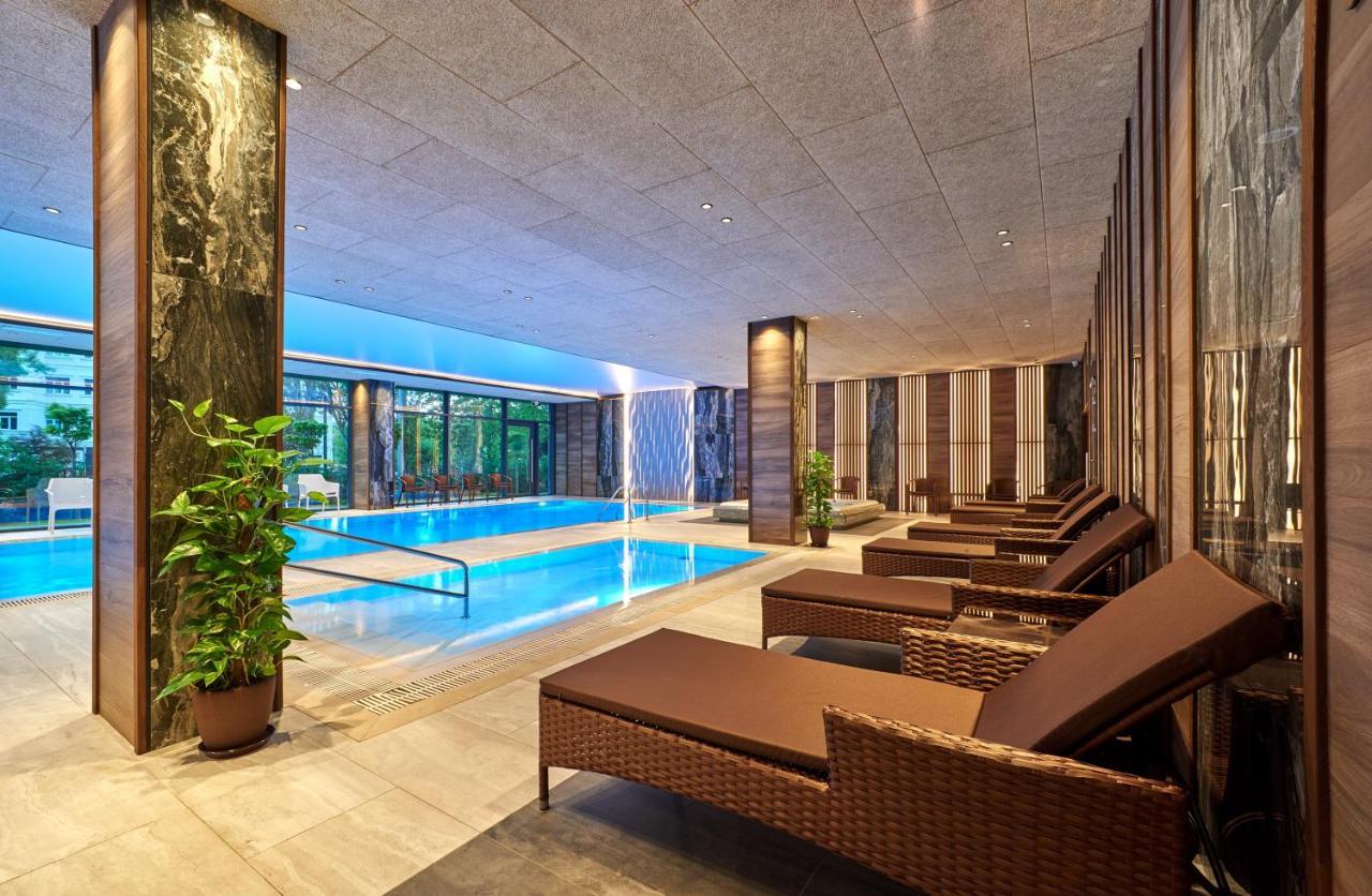Premier Hotel Odesa Exterior foto The spa at the Hotel